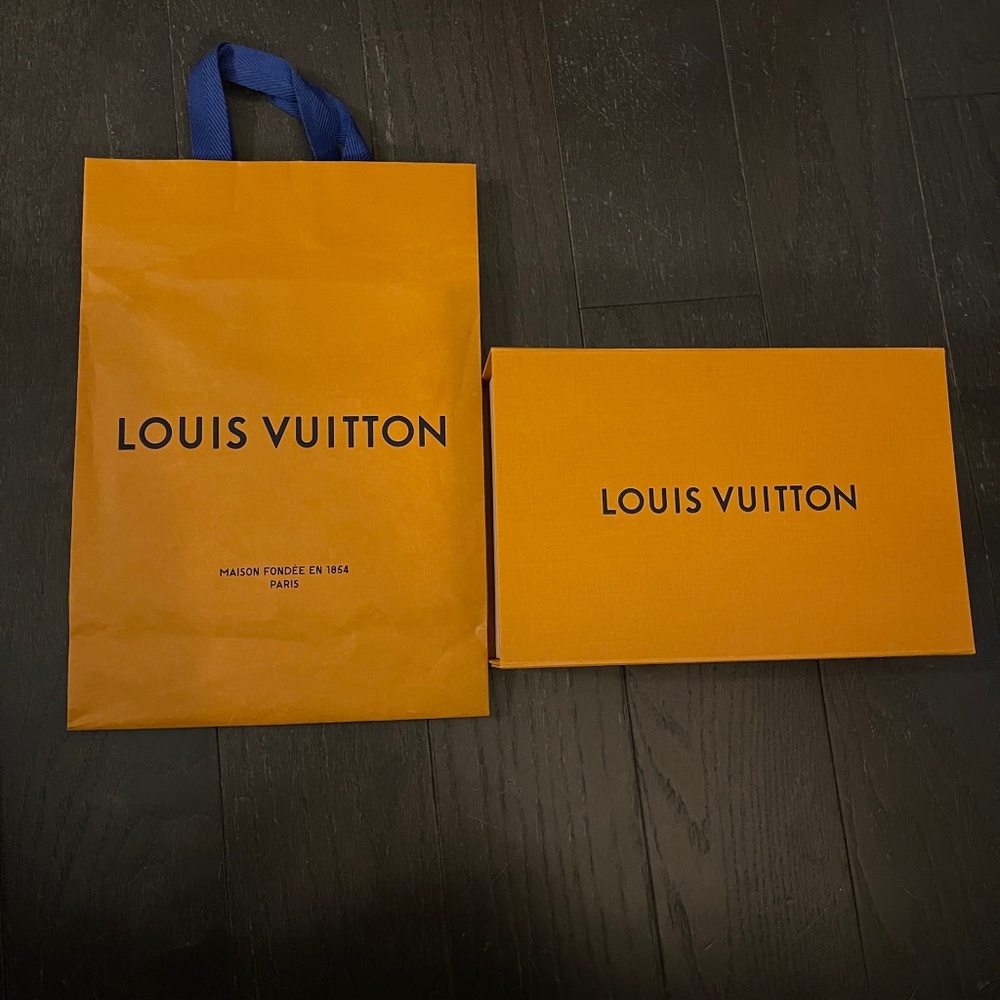 Louis Vuitton full set medium empty box shopping bag home decoration storage